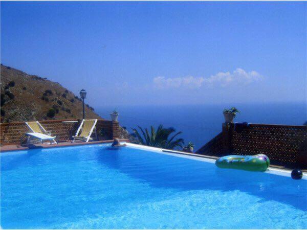 Luxury Suite Terrazze E Vista Mare Таормина Экстерьер фото