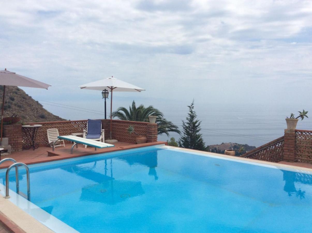 Luxury Suite Terrazze E Vista Mare Таормина Экстерьер фото