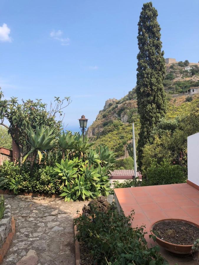 Luxury Suite Terrazze E Vista Mare Таормина Экстерьер фото